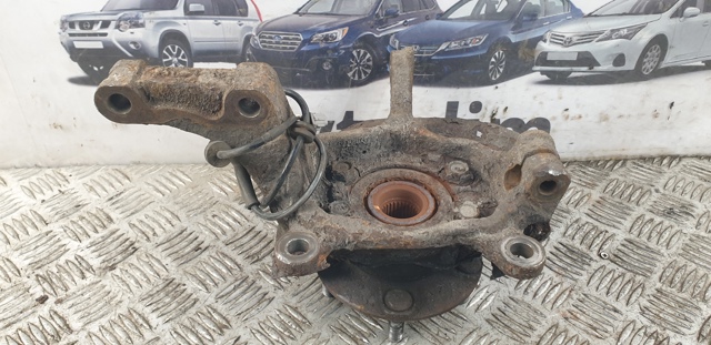 Цапфа поворотная правая 40014JG000 NISSAN