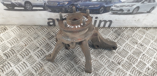 NISSAN 400158H300 Цапфа (поворотный кулак) передний левый в наличии Николаев