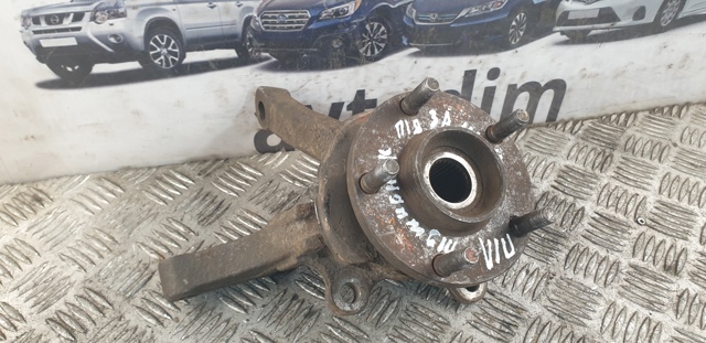 NISSAN 400158H300 Цапфа (поворотный кулак) передний левый в наличии Житомир