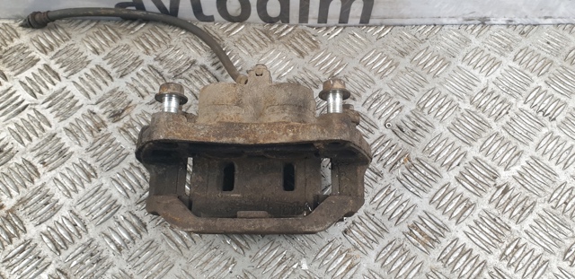 Суппорт тормозной передний правый 41001EB32A NISSAN