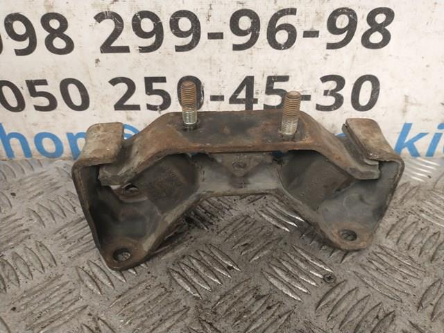 SUBARU 41022AC180 Подушка (опора) двигателя задняя в наличии Житомир
