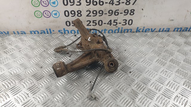 TOYOTA 4230505060 Цапфа (поворотный кулак) задний левый в наличии Житомир