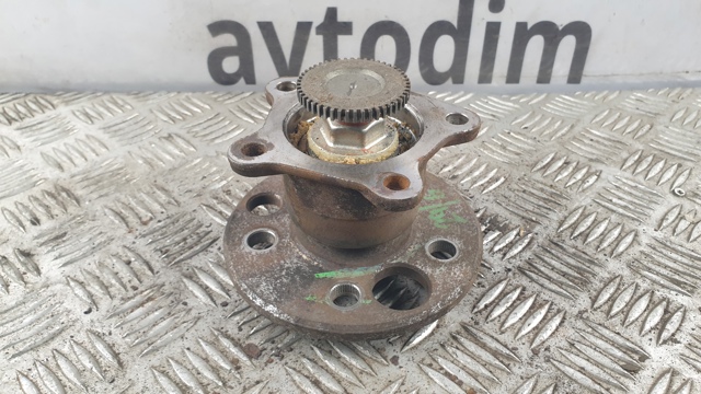 TOYOTA 4245005030 Ступица задняя в наличии Ирпень