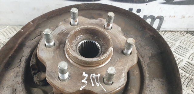 NISSAN 43018EB300 Цапфа задняя правая в наличии Кривой Рог