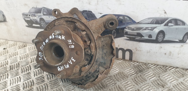 NISSAN 430198H300 Цапфа (поворотный кулак) задний левый в наличии Ровно