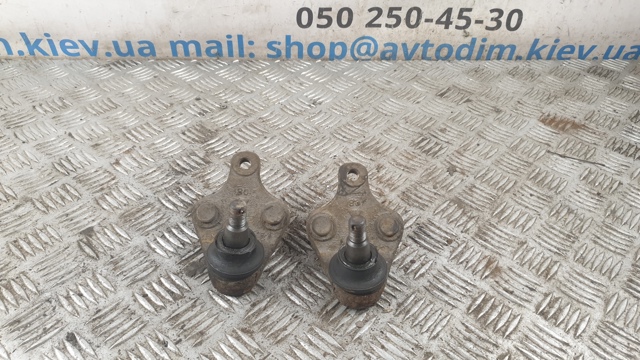 Нижняя шаровая опора 4333009770 TOYOTA