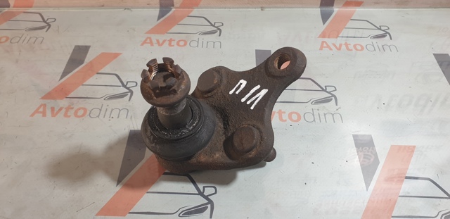 TOYOTA 4333049095 Нижняя шаровая опора в наличии Украина