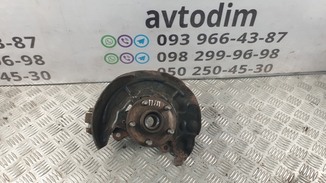 Подшипник в сборе со ступицей передний 4350205010 TOYOTA
