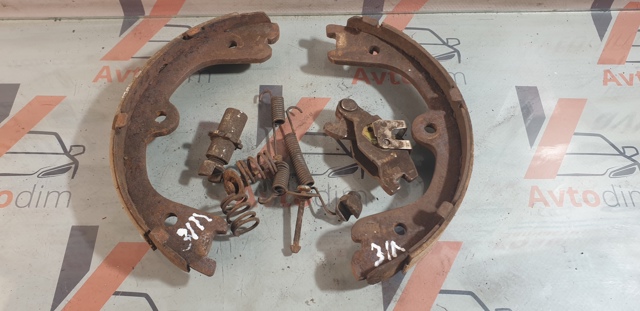 44060EA026 NISSAN Колодки ручника (стояночного тормоза) купить в Чернигов