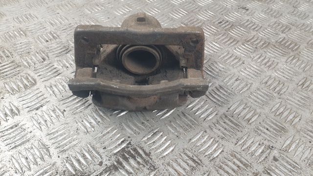 45019SMGE01 HONDA Суппорт тормозной передний левый купить в Запорожье