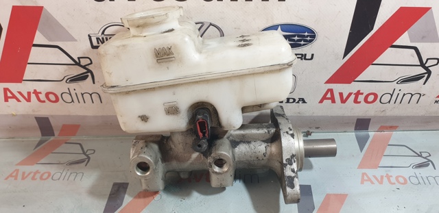 Цилиндр тормозной, главный 46010EB327 NISSAN