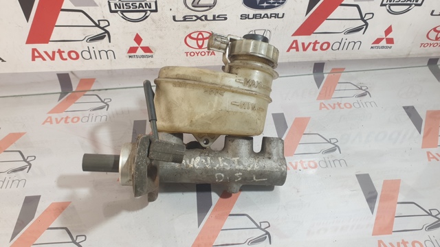 Цилиндр главный тормоза (гидротормозов) 4720105080 TOYOTA