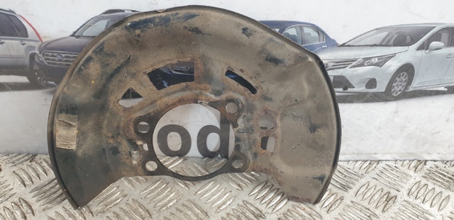 Кожух тормозного диска переднего правого 4778142040 TOYOTA