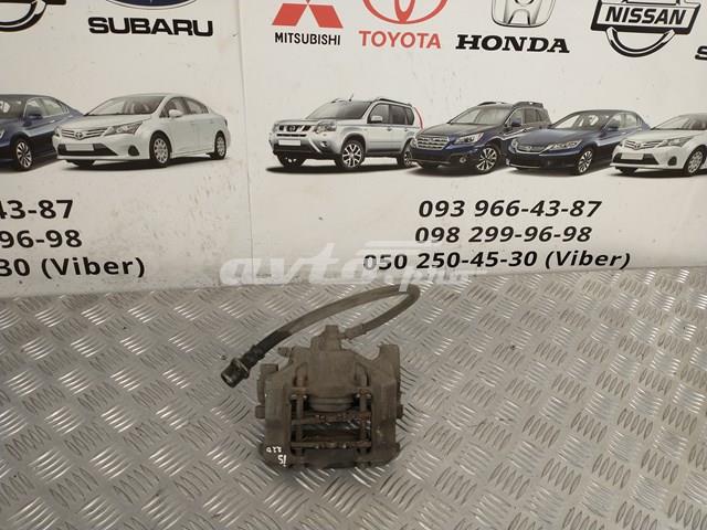 Тормозной суппорт задний левый Lexus IS