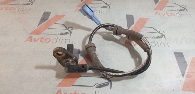 Датчик АБС (ABS) задний, левый 47901EQ010 NISSAN