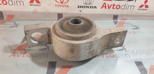 4807630040 TOYOTA Сайлентблок переднего нижнего рычага купить в Львов