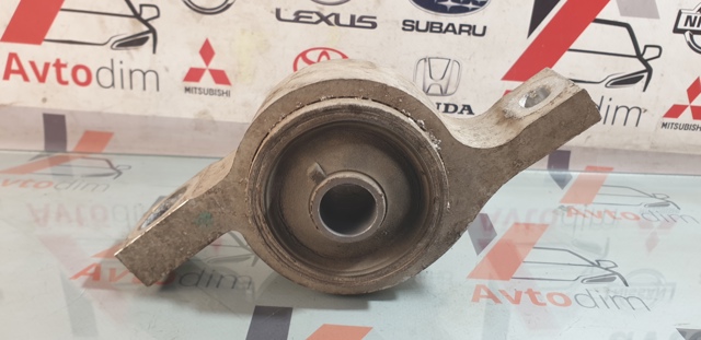 4807630040 TOYOTA Сайлентблок переднего нижнего рычага купить в Ужгород