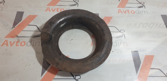 Проставка (резиновое кольцо) пружины передней, нижняя 4815830020 TOYOTA