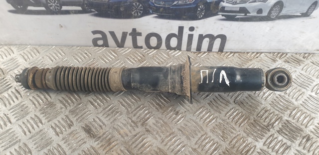 Амортизатор передней подвески 4851069095 TOYOTA