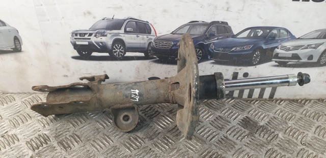 TOYOTA 4851080646 Амортизатор передний правый в наличии Винница