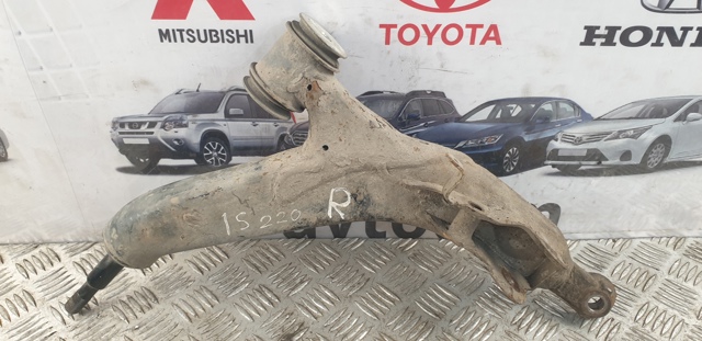 TOYOTA 4862053020 Рычаг передней подвески нижний правый в наличии Каменское