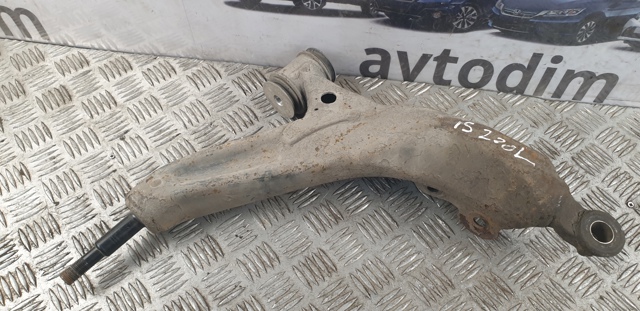 TOYOTA 4864053020 Рычаг передней подвески левый в наличии Ровно