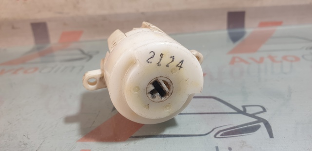 487500M010 NISSAN Корпус замка зажигания купить в Ирпень