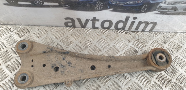 4878042030 TOYOTA Рычаг (тяга) задней подвески продольный нижний левый купить в Ирпень