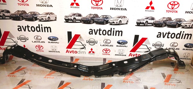 Кронштейн бампера переднего, центральный 5202942100 TOYOTA