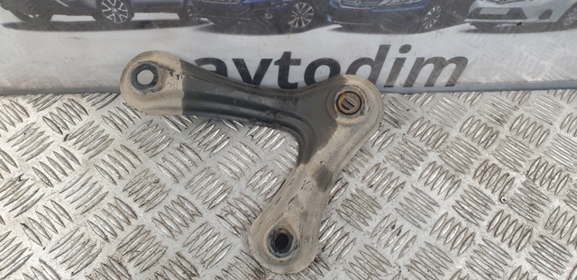 TOYOTA 5225742010 в наличии Винница