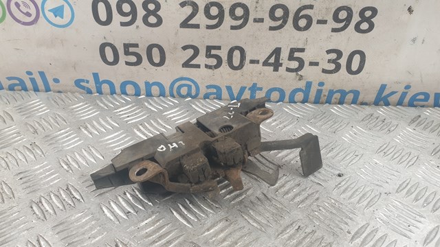 TOYOTA 5351005020 Замок капота в наличии Киев