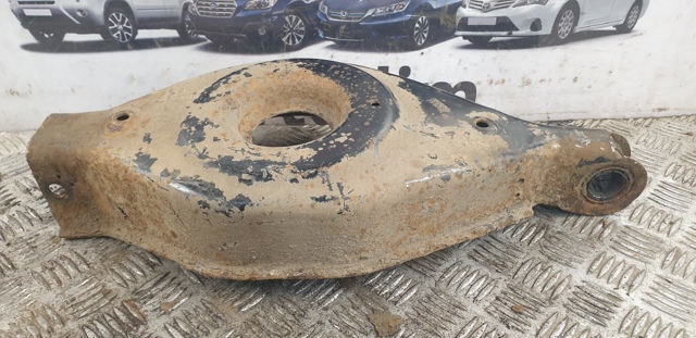 NISSAN 551B0EB300 Нижний рычаг задней подвески в наличии Одесса
