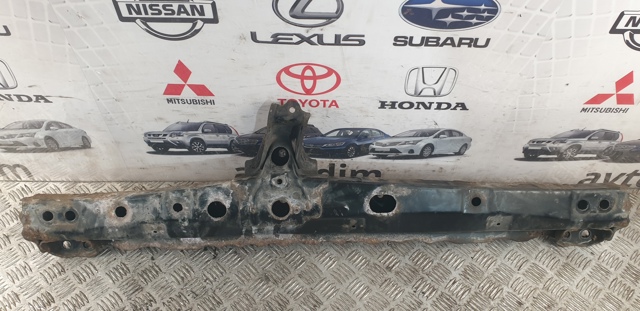 Балка под радиатор нижняя 5710442070 TOYOTA