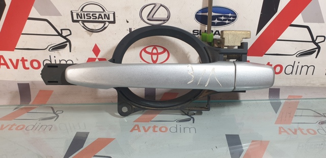 Держатель наружной ручки двери, задней левой 5746A003 MITSUBISHI
