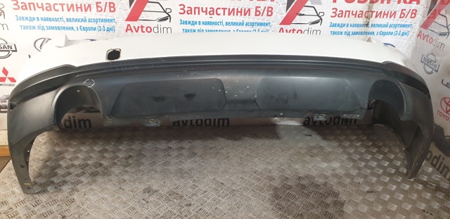 Бампер задний 57704SG010 SUBARU