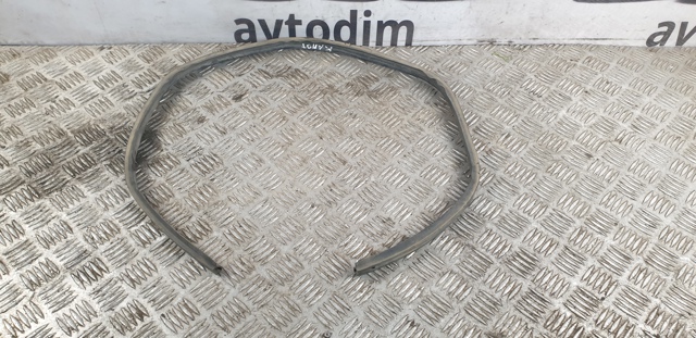 Резинка уплотнительная под капот 5902A180 MITSUBISHI