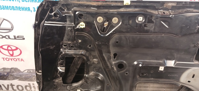 SUBARU 60009SA1209P Дверь передняя правая в наличии Винница