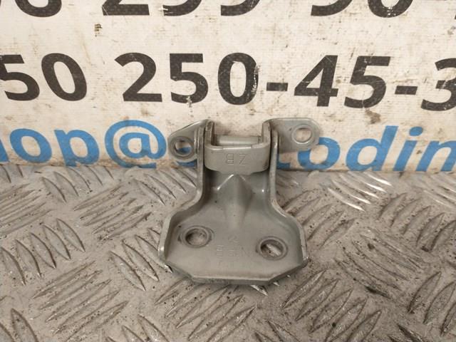 SUBARU 60070AG0009P Петля двери передней правой в наличии Ирпень
