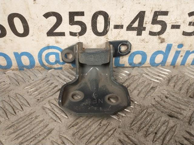 SUBARU 60070AG0009P Петля двери передней правой в наличии Ирпень