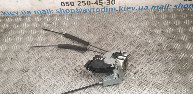 SUBARU 61032AG100 Замок двери передней правой в наличии Николаев