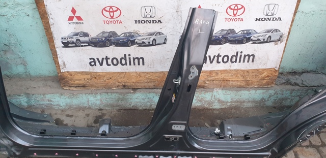 TOYOTA 6131242040 Стойка кузова центральная левая в наличии Ровно