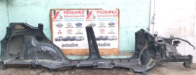 6131242040 Стойка кузова центральная левая купить Николаев