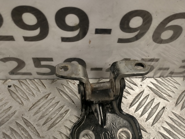 61520FA010 Петля двери задней левой купить Одесса