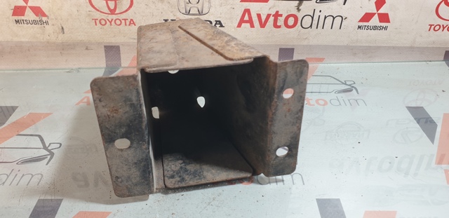 NISSAN 620638H700 в наличии Украина