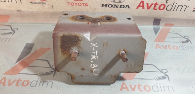 622108H700 NISSAN Кронштейн усилителя переднего бампера купить в Павлоград