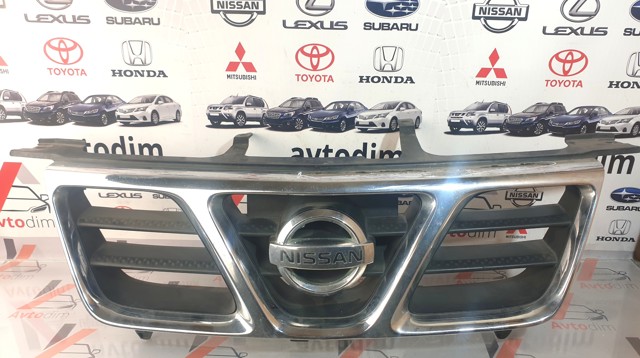 NISSAN 623108H700 Решетка радиатора в наличии Тернополь