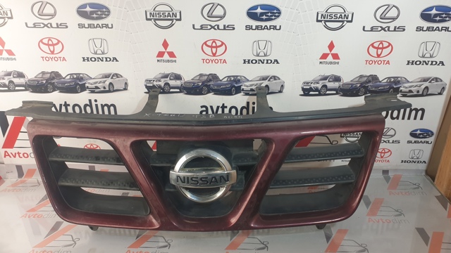 623108H700 NISSAN Решетка радиатора купить в Николаев