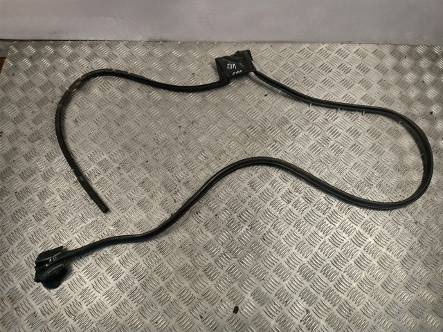63511SA010 SUBARU Уплотнитель двери передней левой (на двери) купить в Харьков