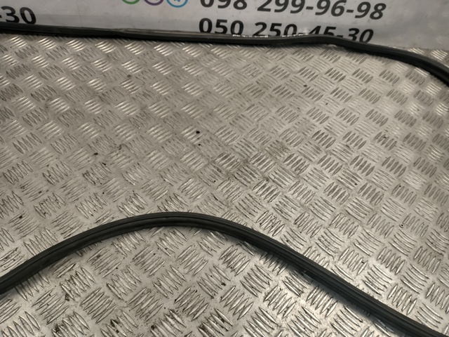 SUBARU 63516SA000 Уплотнитель багажника (двери 3/5-й задней) в наличии Тернополь