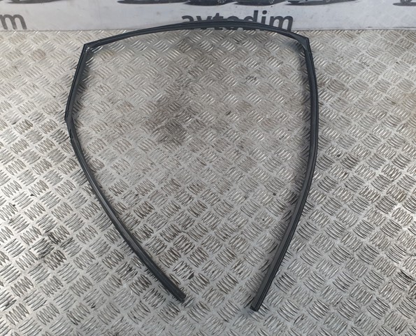 SUBARU 63527SG030 в наличии Каменское